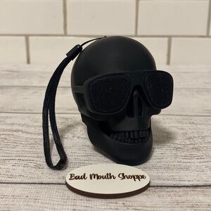 Black Halloween Skeleton Skull Bluetooth Mini Speaker